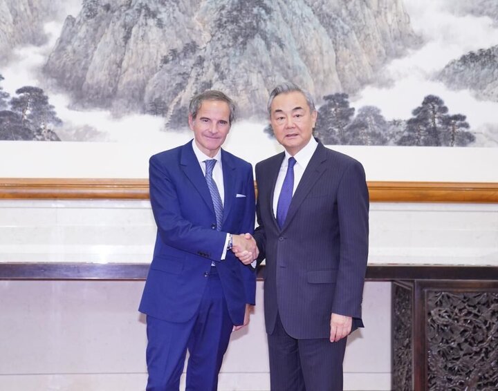 آژانس بین‌المللی انرژی اتمی به مسائل ایران بی‌طرفانه رسیدگی کند