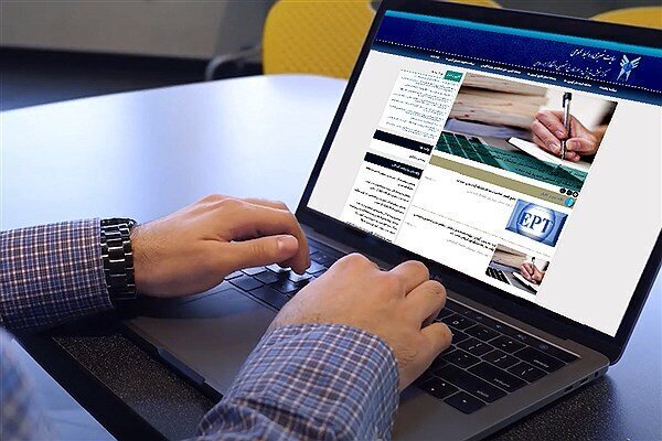 بهبود خدمات آموزشی در دانشگاه آزاد با هوش مصنوعی و سامانههای نوآورانه