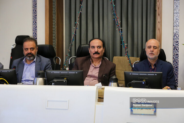 جلسه علنی شورای شهر اصفهان