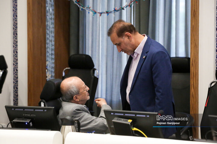 جلسه علنی شورای شهر اصفهان