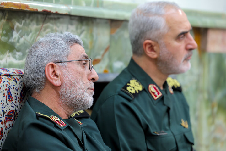 دیدار جمعی از فرماندهان نیروهای مسلح با فرمانده معظم کل قوا