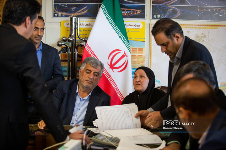 کمیته نظارتی شورای شهر اصفهان در منطقه 15 شهرداری