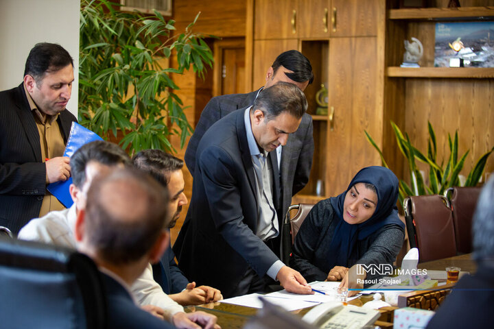 کمیته نظارتی شورای شهر اصفهان در منطقه 15 شهرداری