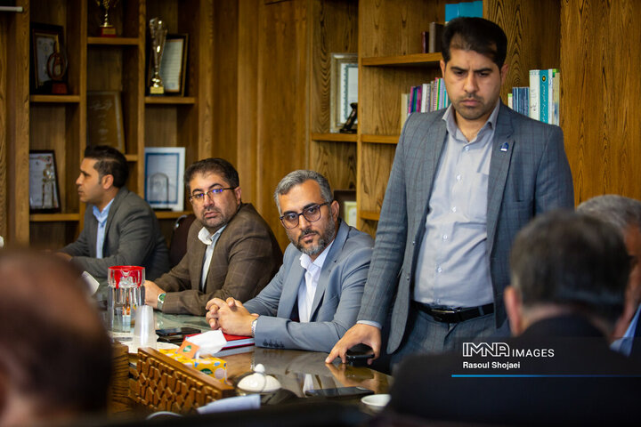 کمیته نظارتی شورای شهر اصفهان در منطقه 15 شهرداری