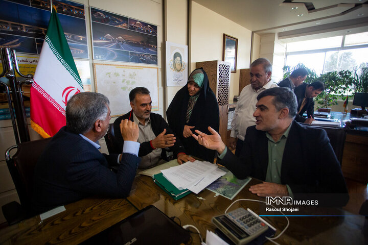 کمیته نظارتی شورای شهر اصفهان در منطقه 15 شهرداری