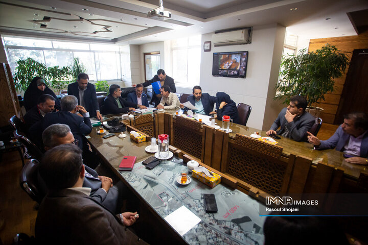 کمیته نظارتی شورای شهر اصفهان در منطقه 15 شهرداری