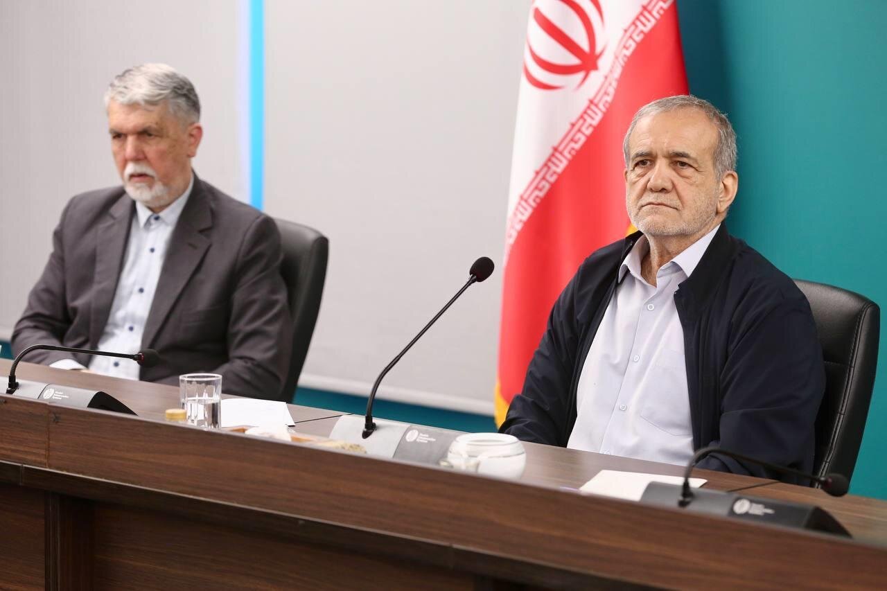 بازدید رئیسجمهور از وزارت فرهنگ و ارشاد اسلامی