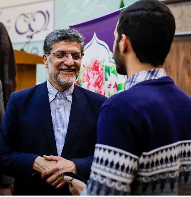 انقلاب اسلامی و پیجویی آرمان جامعه توحیدی / نسل جوان و نوجوان در خط مقدم تحقق ارزشها