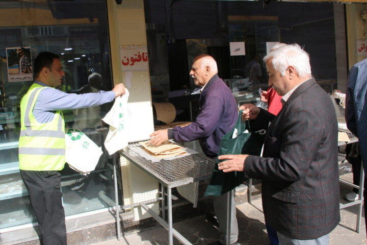 اقدامات آموزشی شهرداری لاهیجان در راستای کاهش تولید و تفکیک زباله از مبدا