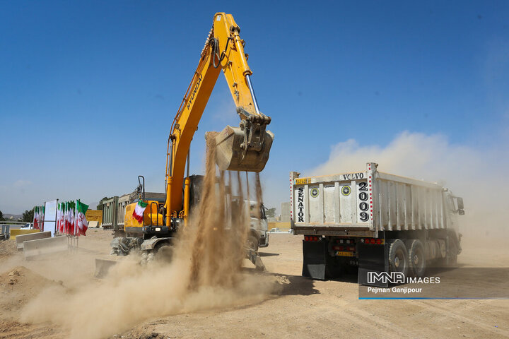 آیین آغاز 1300 میلیارد پروژه در شهر اصفهان