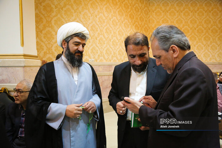 نشست «بهار همدلی روابط عمومی و رسانه» در اصفهان