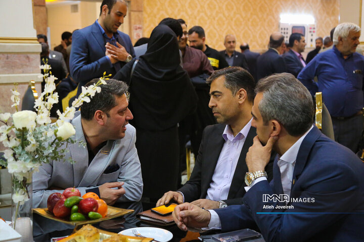 نشست «بهار همدلی روابط عمومی و رسانه» در اصفهان