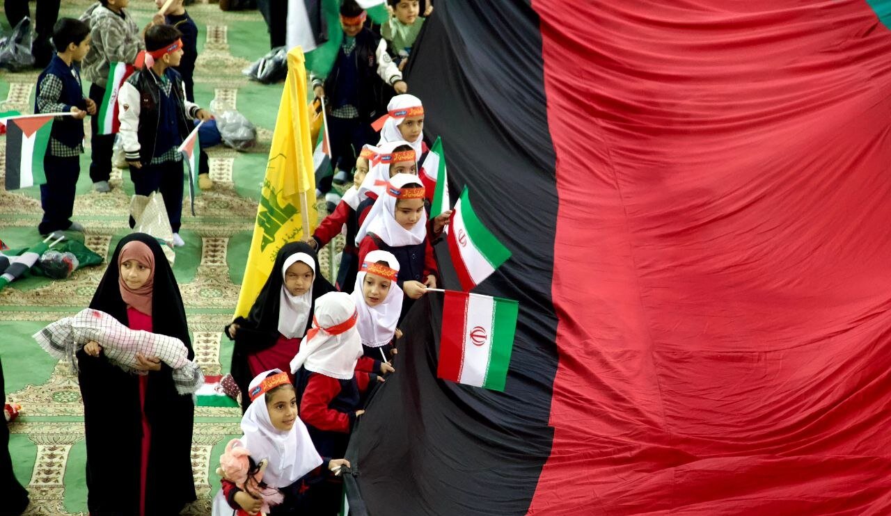 تجمع مردم تبریز در محکومیت جنایات صهیونیستها در غزه