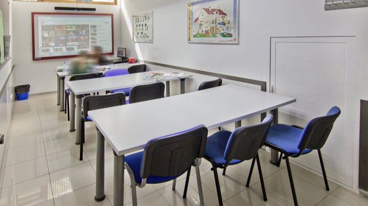 بهترین آموزشگاه زبان هلندی در تهران کجاست؟ فاکتورهای انتخاب آموزشگاه زبان خوب چه هستند؟ بهترین آموزشگاه زبان هلندی در تهران کجاست؟ فاکتورهای انتخاب آموزشگاه زبان خوب چه هستند؟