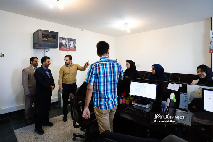 حضور شهردار بهارستان در دفتر خبرگزاری ایمنا