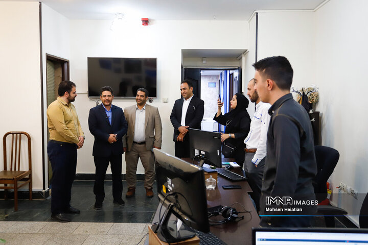 حضور شهردار بهارستان در دفتر خبرگزاری ایمنا