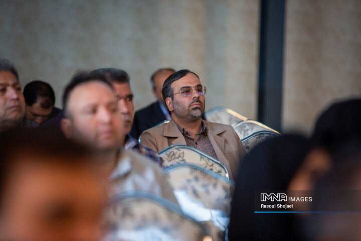 آیین بهره‌برداری از پروژه‌های میدان مرکزی میوه و تره‌بار اصفهان