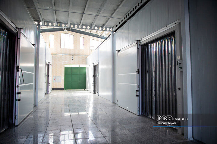 آیین بهره‌برداری از پروژه‌های میدان مرکزی میوه و تره‌بار اصفهان