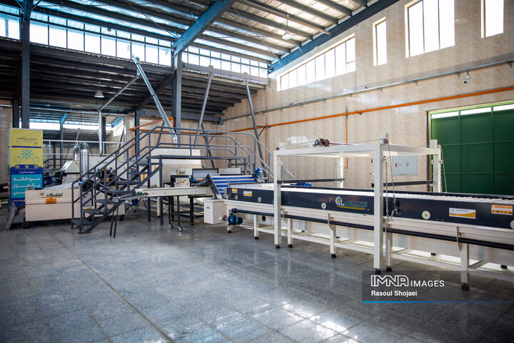 آیین بهره‌برداری از پروژه‌های میدان مرکزی میوه و تره‌بار اصفهان