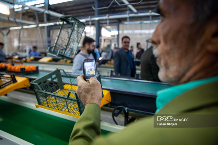 آیین بهره‌برداری از پروژه‌های میدان مرکزی میوه و تره‌بار اصفهان