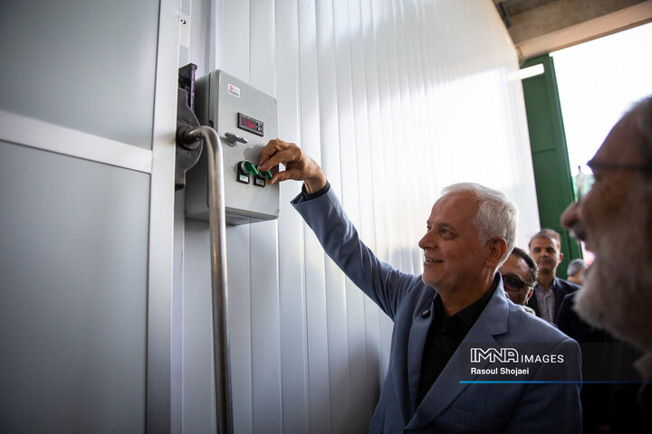 آیین بهره‌برداری از پروژه‌های میدان مرکزی میوه و تره‌بار اصفهان