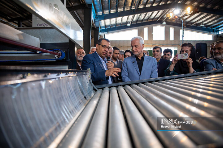 آیین بهره‌برداری از پروژه‌های میدان مرکزی میوه و تره‌بار اصفهان