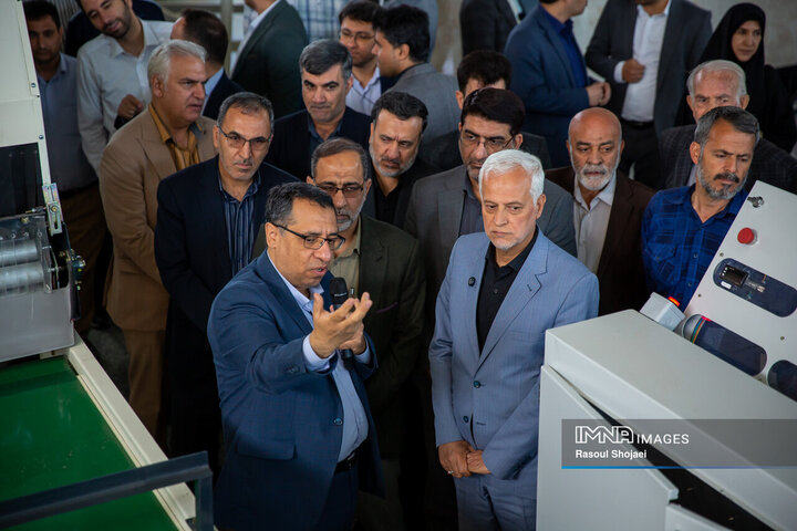 آیین بهره‌برداری از پروژه‌های میدان مرکزی میوه و تره‌بار اصفهان