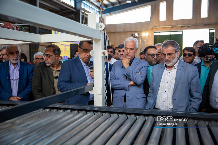 آیین بهره‌برداری از پروژه‌های میدان مرکزی میوه و تره‌بار اصفهان