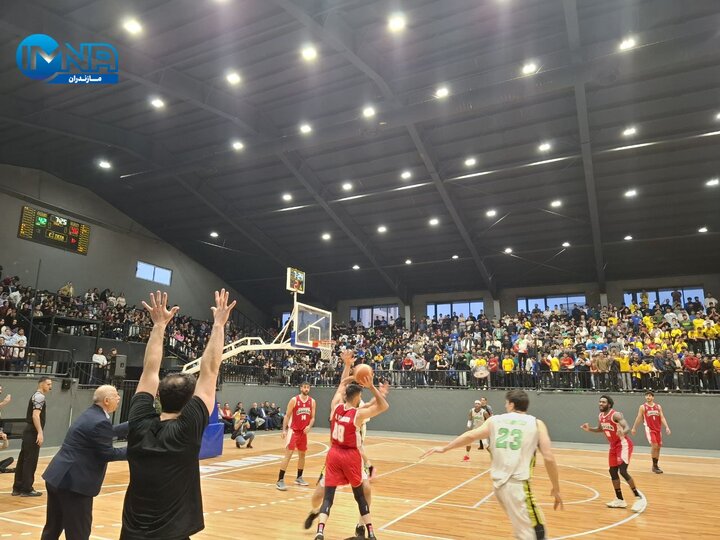 فیلم| رقابت سخت تیم‌های کاله مازندران و شهرداری گرگان