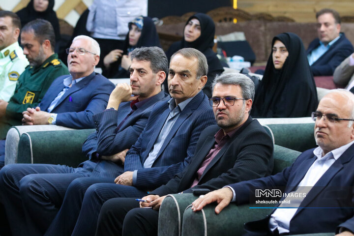 نخستین گردهمایی شهرداران شهرهای استان اصفهان