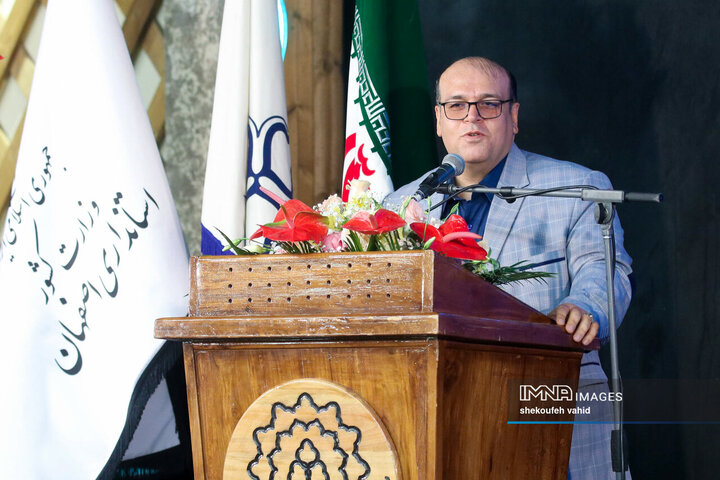 نخستین گردهمایی شهرداران شهرهای استان اصفهان