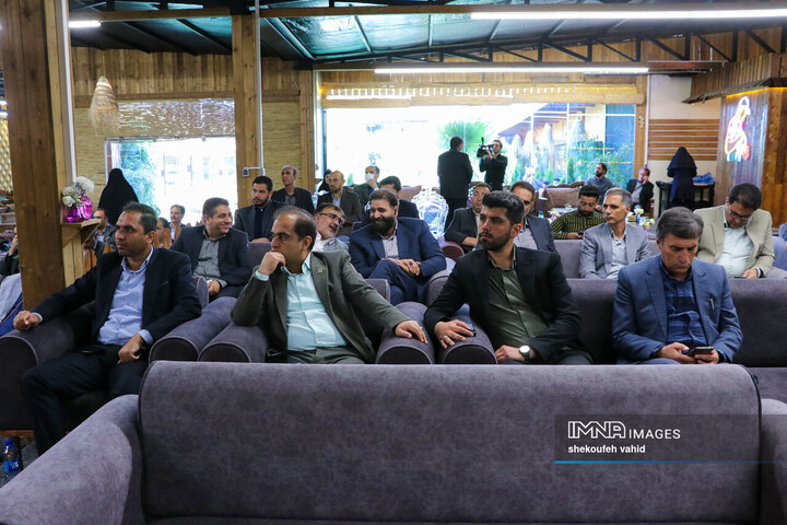 نخستین گردهمایی شهرداران شهرهای استان اصفهان