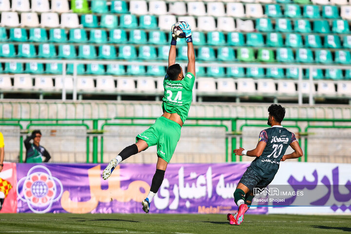 هفته بیست‌وهفتم لیگ برتر فوتبال؛ ذوب‌آهن - استقلال خوزستان