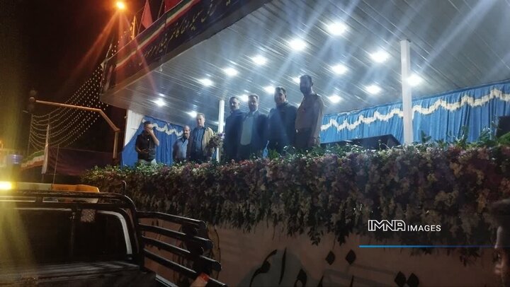 آماده‌سازی محل برگزاری رژه روز ارتش مقابل گلستان شهدا/ تمهیدات ترافیکی اعلام شد