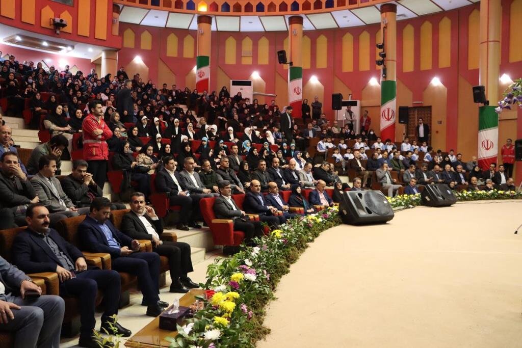 داشتن زمین پاک نیازمند مشارکت مردمی و آموزشهای محیط زیست است