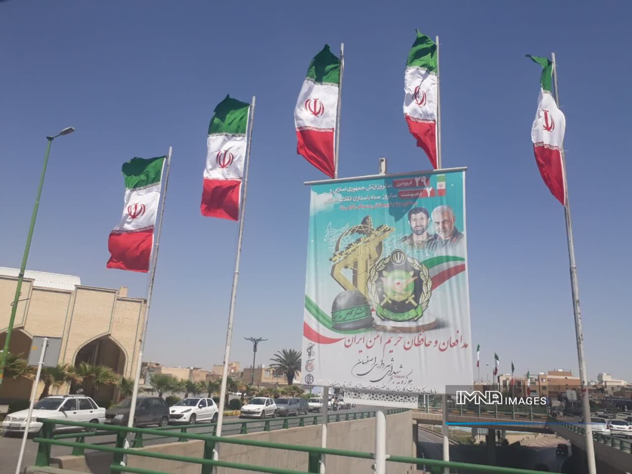 آمادهسازی محل برگزاری رژه روز ارتش مقابل گلستان شهدا/ تمهیدات ترافیکی اعلام شد