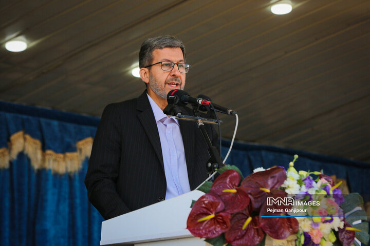 ارتقای جایگاه زنان در مدیریتهای محلی و اداری امتیاز نیست، ضرورت است