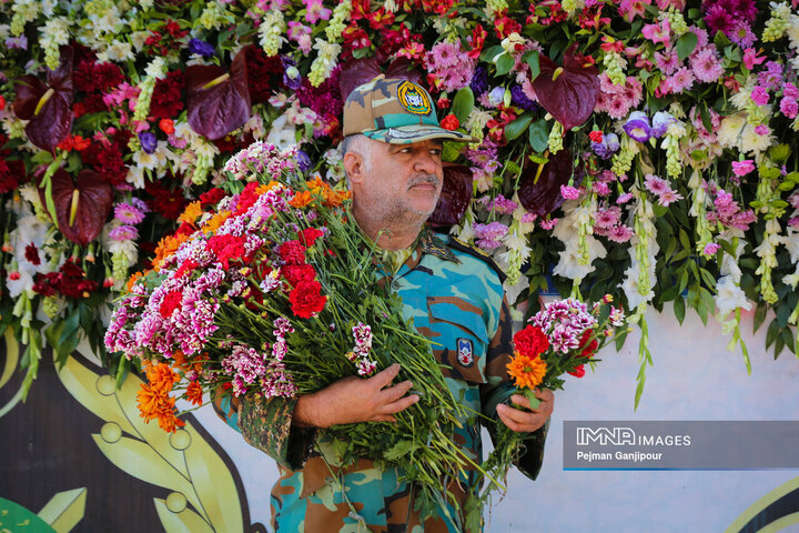 مراسم رژه روز ارتش در اصفهان
