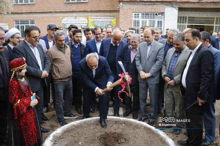 سفر وزیر تعاون، کار و رفاه اجتماعی به استان آذربایجان شرقی