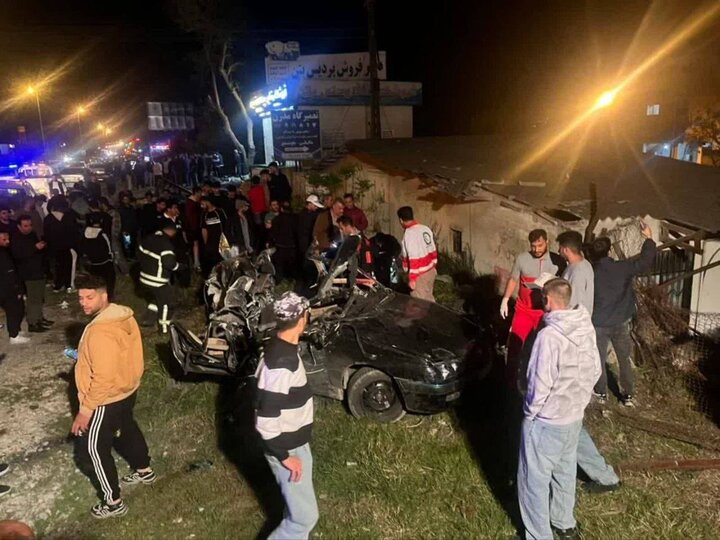 ۲ فوتی و ۴ مصدوم در پی برخورد ۲ خودروی سواری در مازندران