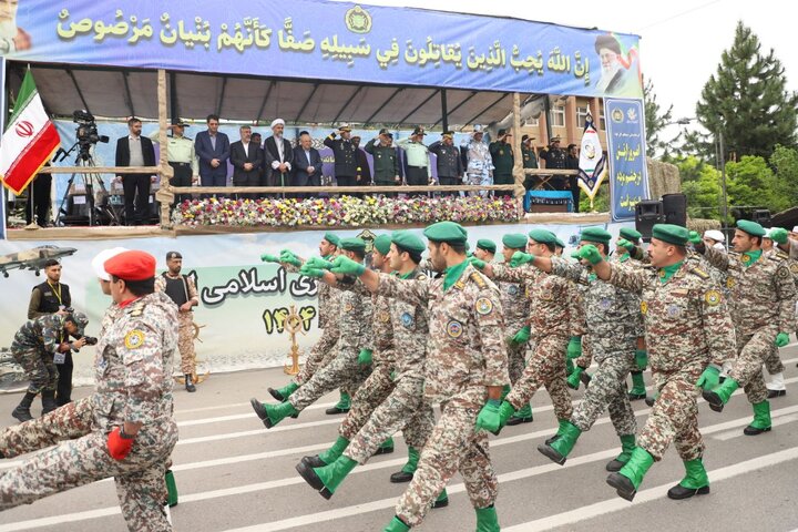 فیلم| نمایشی از اقتدار نیروهای ارتش در مرکز مازندران