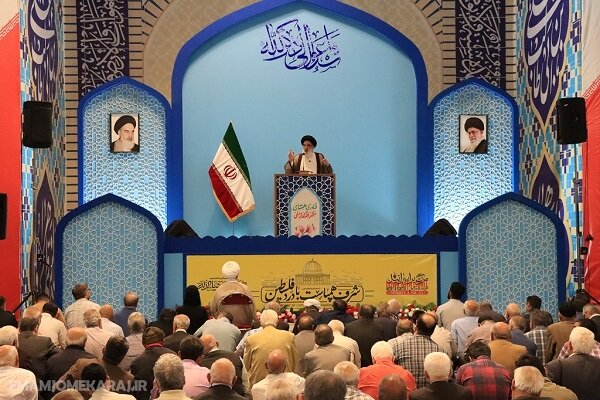 اجازه ورود دشمن به حریم امنیتی و دفاعی را نخواهیم داد