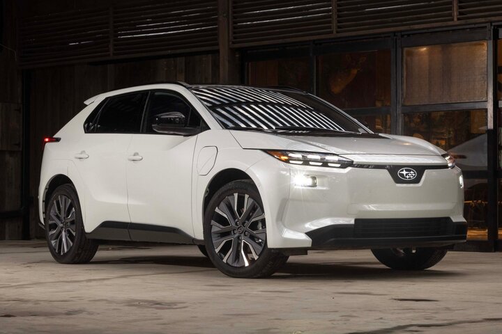 سوبارو از طراحی جدید مدل ۲۰۲۶ سولترا رونمایی کرد