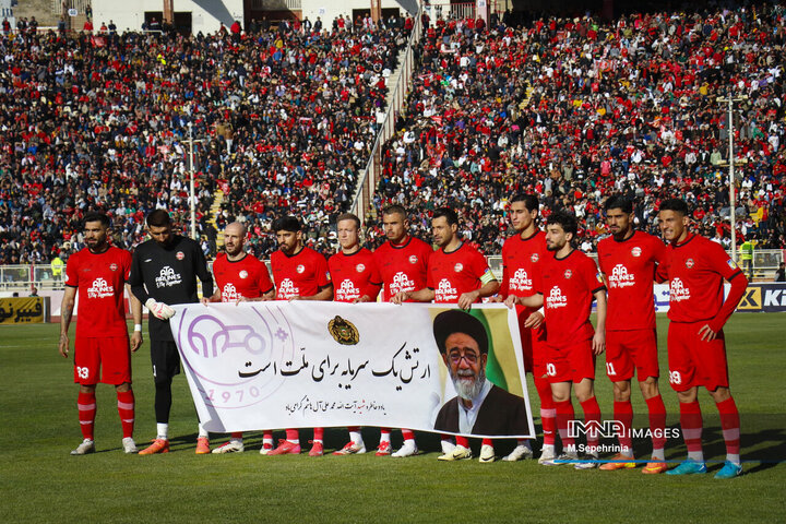 لیگ برتر فوتبال؛ تراکتور - ملوان