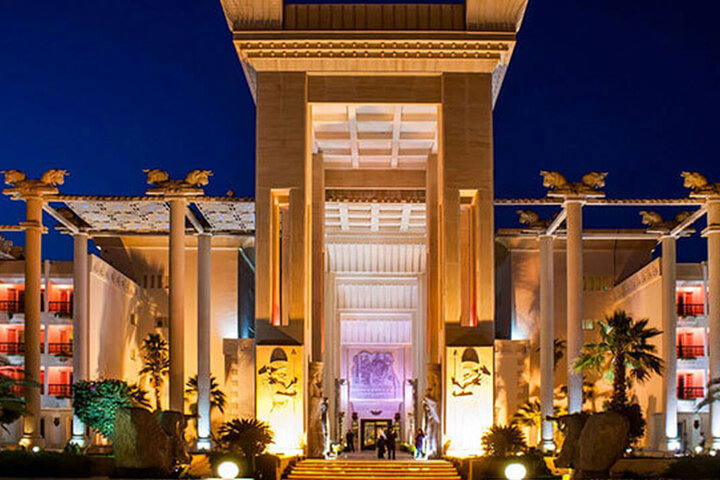 معماری خاص و عجیب هتل داریوش کیش معماری خاص و عجیب هتل داریوش کیش