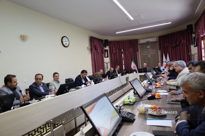 نخستین گام تحول ساختاری ارتباط شهرداری اصفهان با شرکت‌های وابسته برداشته شد