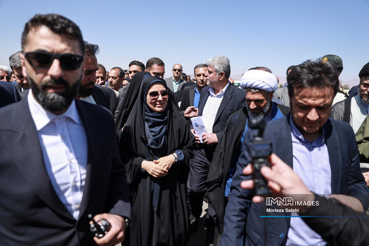 سفر وزیر راه و شهرسازی به شهرستان مبارکه