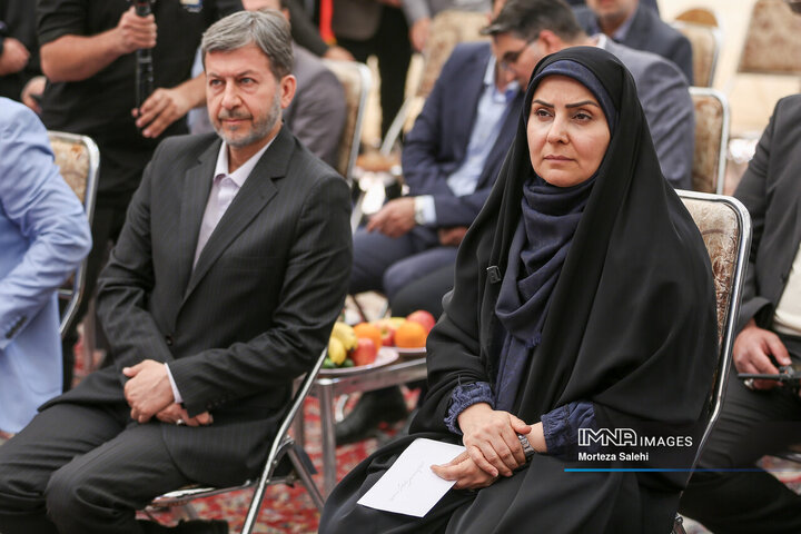 سفر وزیر راه و شهرسازی به شهرستان مبارکه