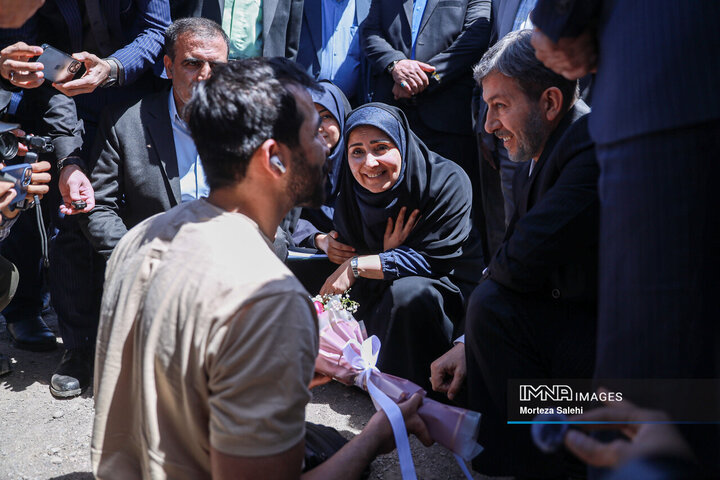 سفر وزیر راه و شهرسازی به شهرستان مبارکه