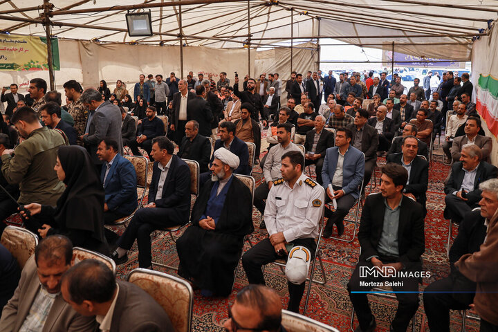 سفر وزیر راه و شهرسازی به شهرستان مبارکه